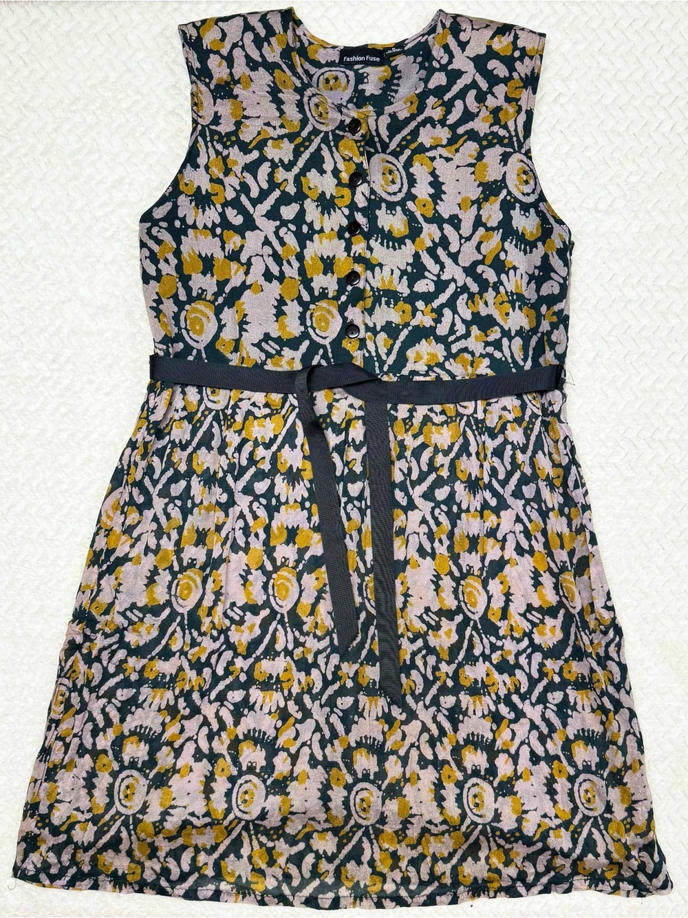 Silk Floral Belted Women’s Dress in Black, Gray, Taupe & Mustard Size Medium